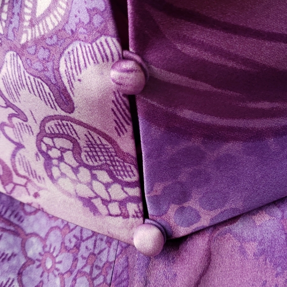 St.John couture purple sleeveless silk blouse - Picture 3 of 9